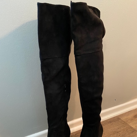 Over the knee boots - Picture 2 of 5